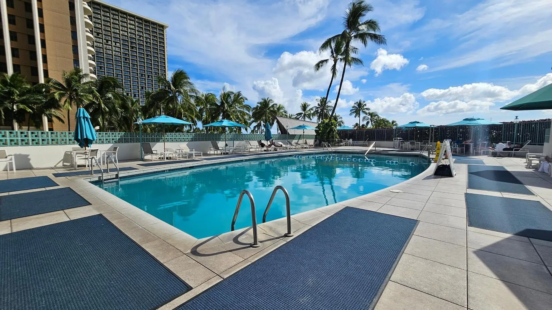 Ilikai Tower 930 Apartment Honolulu
